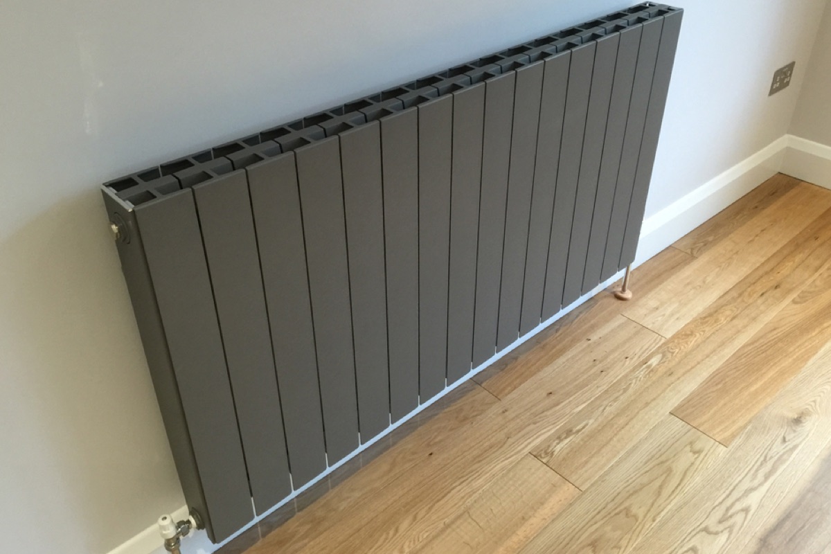Modern radiator installation